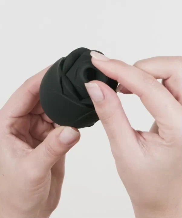 Fifty Shades of Grey Hearts & Flowers Rose