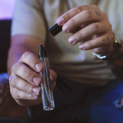 Eye of Love Bloom Attract Her Pheromone Parfum Blue Ember