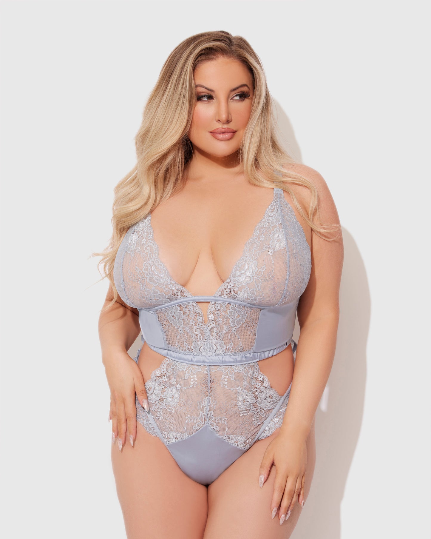 SIENNA SATIN & LACE WIRELESS TEDDY