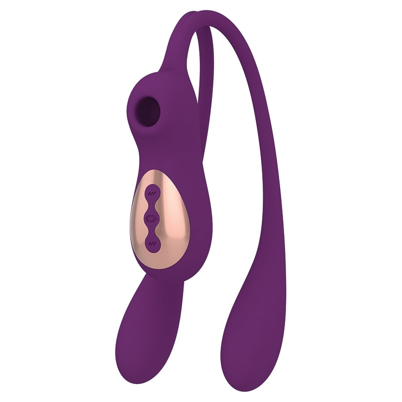 Tracy's Dog Pamela Sucking Vibrator