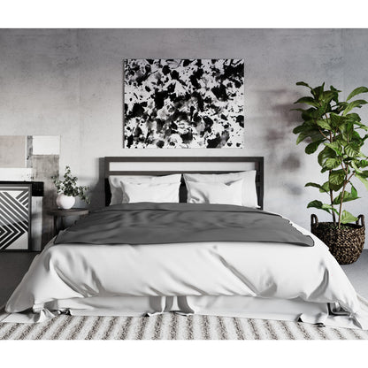 Fascinator Splashproof Throws, Bedroom Furniture by Liberator – shown in product photo 