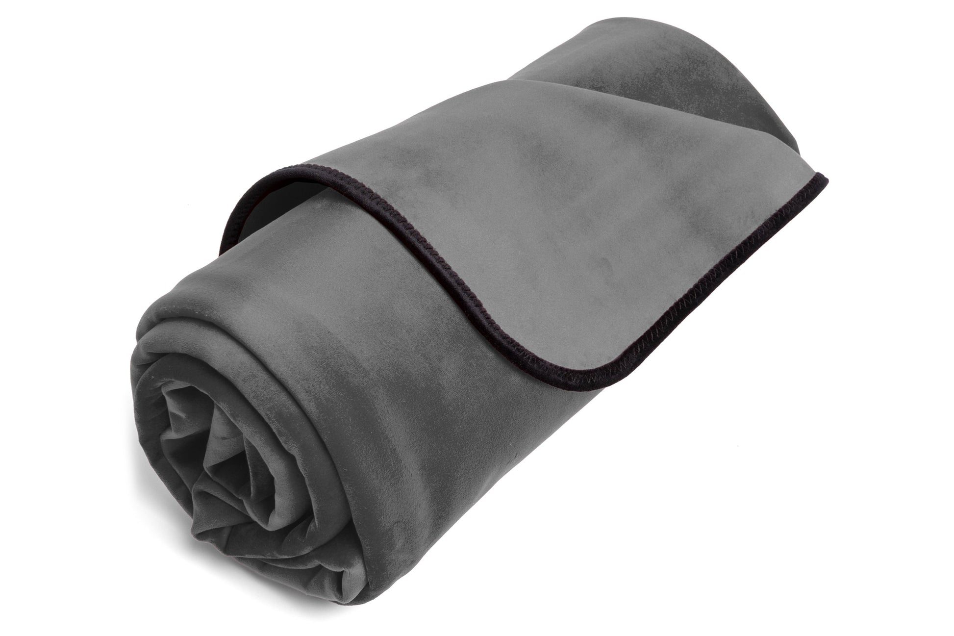 Fascinator Splashproof Throws, Bedroom Furniture by Liberator – shown in product photo 